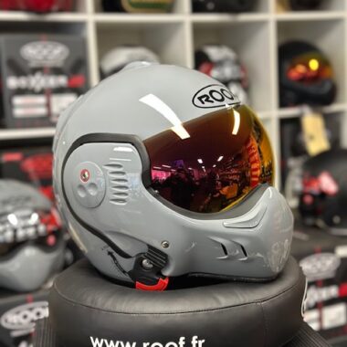 Roof Boxer V8 Alpha Smokey Grey Maat M Incl. Vizier Naar Keuze